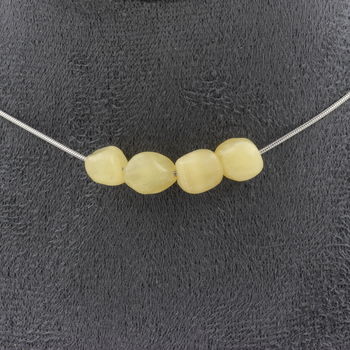 Collier 4 perles Calcite jaune du Royaume-Uni. Chaine en acier inoxydable