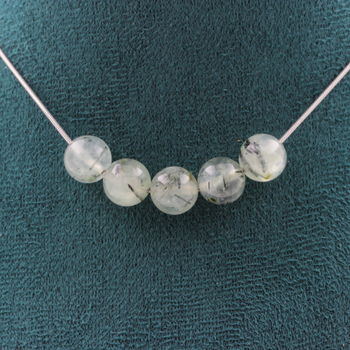 Collier 5 perles Prehnite d'Afrique 8 mm Chaine en acier inoxydable