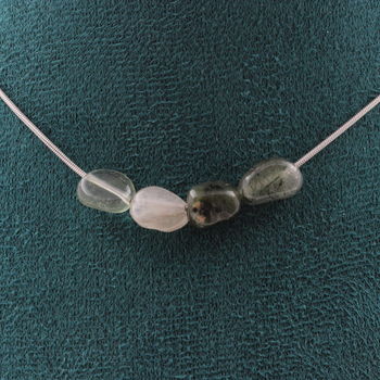 Collier 4 perles Quartz rutile vert du Brésil Chaine en acier inoxydable