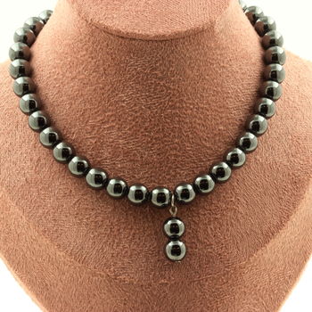 Necklace with Hematite beads 8 mm + 2 Hematite beads 8 mm. Stainless steel chain