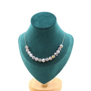 Dragon vein Agate 15 beads 8 mm necklace. Stainless steel chain