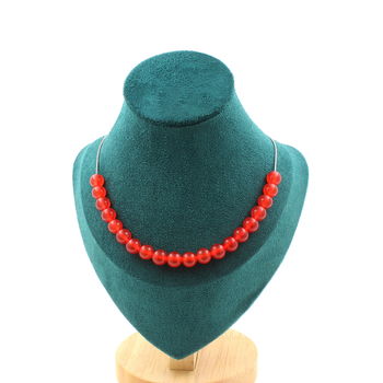 Collier 20 perles Calcédoine rouge 8 mm. Chaine en acier inoxydable