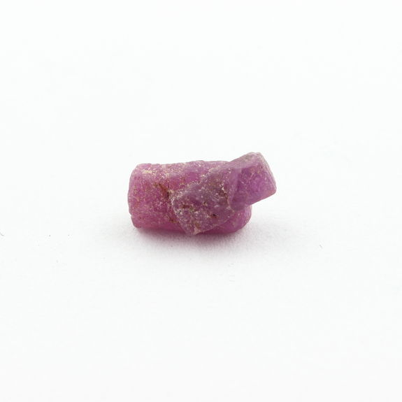 Ruby. 3.560 ct.