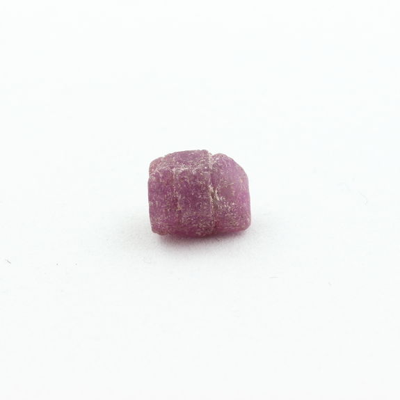 Ruby. 3.240 ct.