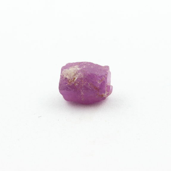 Ruby. 4.650 ct.