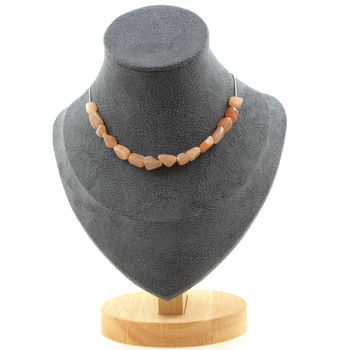 Collier 15 perles Pierre de soleil de Tanzanie. Chaine en acier inoxydable