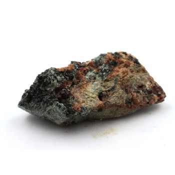 Grenat Hessonite + Clinochlore. 147.55 ct.