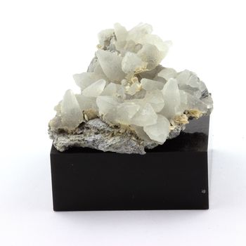 Calcite + Sidérite + Pyrite. 239.40 ct.