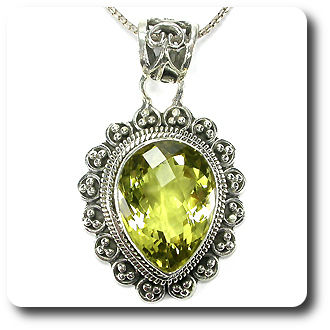 MAJESTIC CLEAN AAA QUARTZ PENDANT