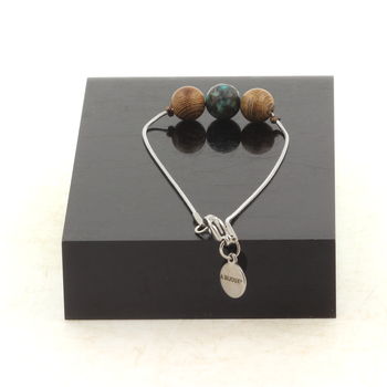 Stainless steel bracelet 1 African Turquoise + wood 8 mm Bead.