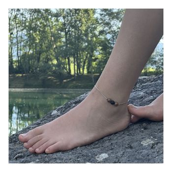 Bracelet de cheville 1 Perle Onyx noir mat + bois 8 mm chaîne en acier inoxydable.