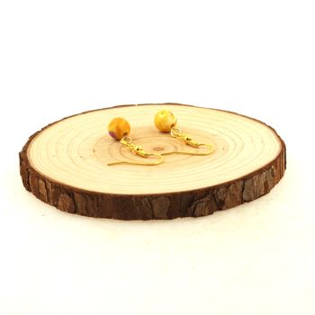 Boucles D'oreilles 1 Perle Jaspe jaune violet 8 mm en acier inoxydable doré.
