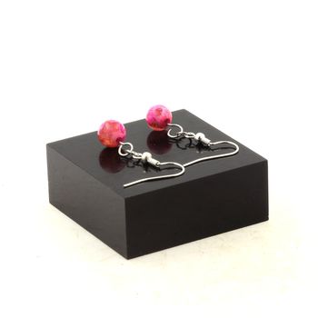 Boucles D'oreilles 1 Perle Agate craquelé rouge 8 mm en acier inoxydable.