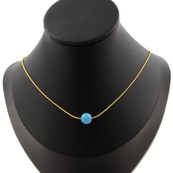 Collier 1 perle Calcédoine bleu 8 mm. Chaine en acier doré inoxydable.