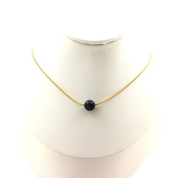 Collier 1 perle Oeil de faucon 8 mm. Chaine en acier doré inoxydable.