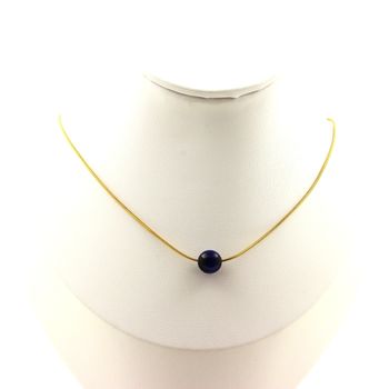 Collier 1 perle Oeil de Tigre Bleu 8 mm. Chaine en acier doré inoxydable.