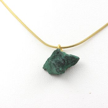 Collier Malachite brut. 12.75 ct.