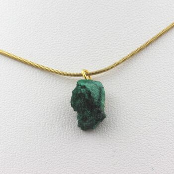 Collier Malachite brut. 6.63 ct.