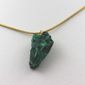 Collier Malachite brut. 15.76 ct.
