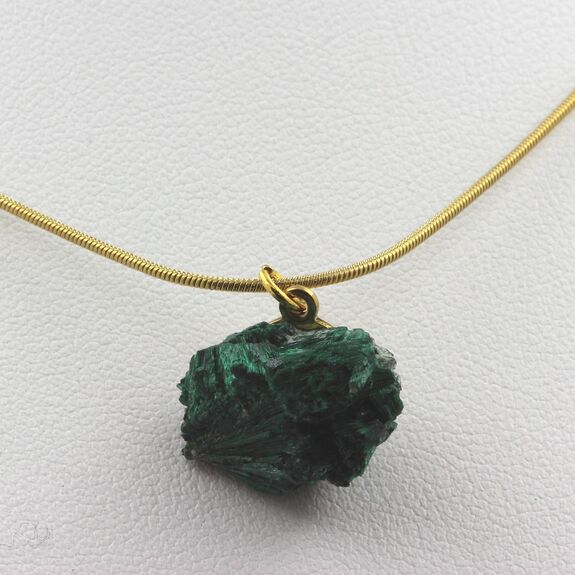 Collier Malachite brut. 12.90 ct.