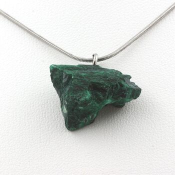 Collier Malachite brut. 28.45 ct.