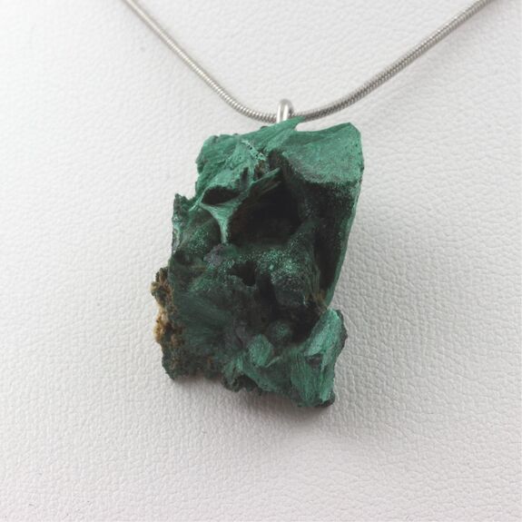 Collier Malachite brut. 39.40 ct.