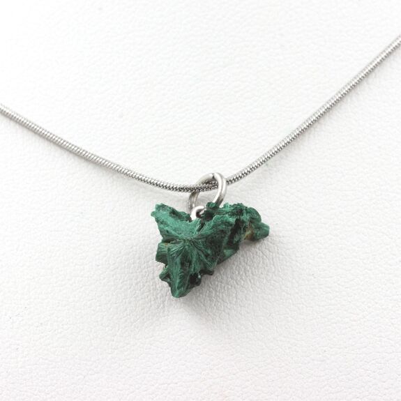 Collier Malachite brut. 6.00 ct.