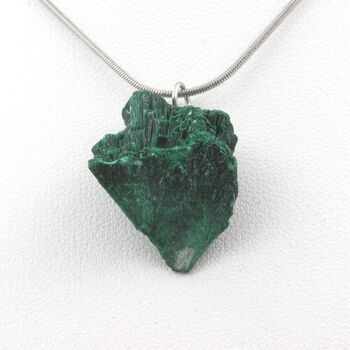 Collier Malachite brut. 31.75 ct.