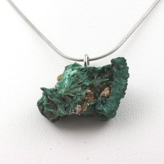 Collier Malachite brut. 41.50 ct.