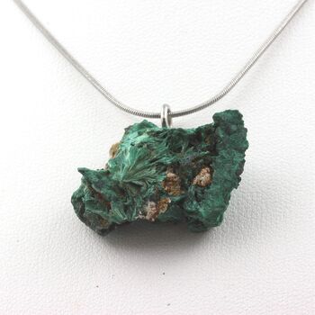 Collier Malachite brut. 41.50 ct.