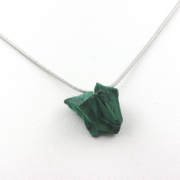 Collier Malachite brut. 14.90 ct.