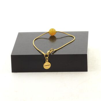 Golden stainless steel bracelet 1 Yellow Sardonyx Bead 8 mm.