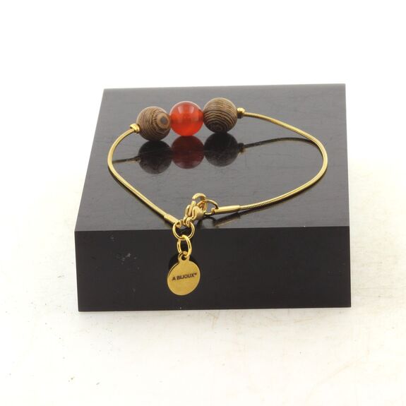 Golden stainless steel bracelet 1 Carnelian from Uruguay quality 5A + wood 8 mm Bead.