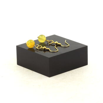 Boucles D'oreilles 1 Perle Sardonyx jaune en acier doré inoxydable.