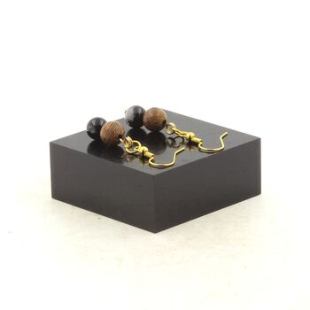 Boucles D'oreilles 2 Perles Tourmaline Schorl + bois 8 mm en acier doré inoxydable.