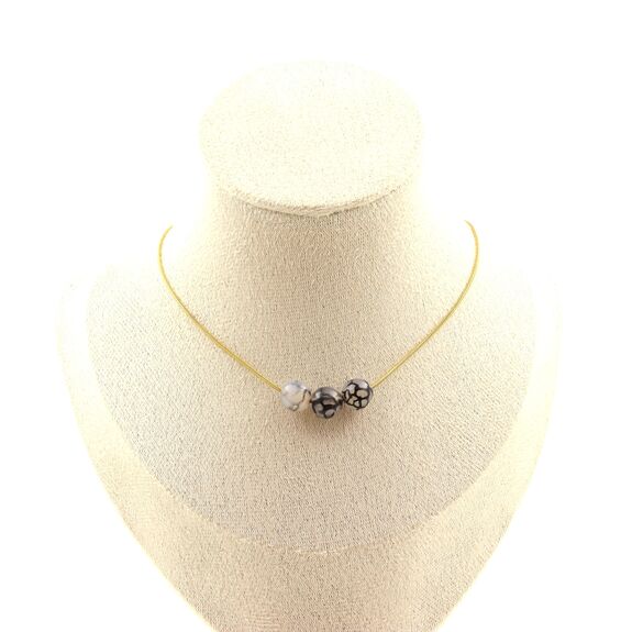 Dragon vein Agate 3 beads 8 mm necklace. Golden stainless steel chain