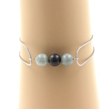 Bracelet en acier inoxydable 1 Perle Oeil de faucon + 2 perles Jade 8 mm. Pièce unique