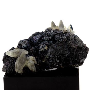 Calcite + Chalcopyrite + Marcasite + Pyrite. 6240.0 ct.