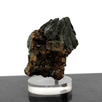 Grenat Andradite + Hedenbergite. 292.20 ct.