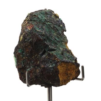Chalcopyrite + Malachite + Baryte. 448.95 ct.