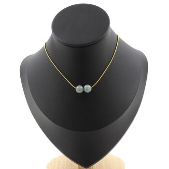 Collier 2 perles Jade 8 mm. Chaine en acier doré inoxydable