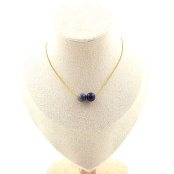 Collier 2 perles Lapis Lazuli 8 mm. Chaine en acier doré inoxydable
