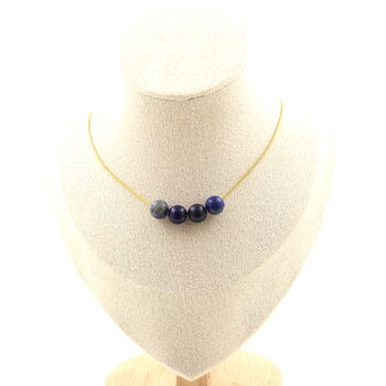 Collier 4 perles Lapis Lazuli 8 mm. Chaine en acier doré inoxydable