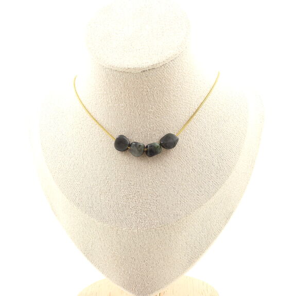 Collier 4 perles Labradorite de Finlande. Chaine en acier doré inoxydable