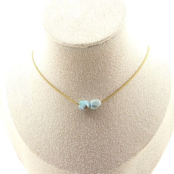 Collier 2 perles Larimar de République Dominicaine. Chaine en acier doré inoxydable