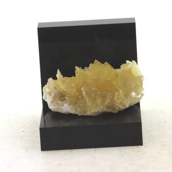 Muscovite. 104 ct.