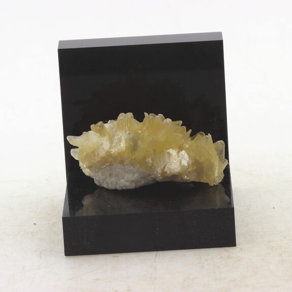 Muscovite. 70 ct.