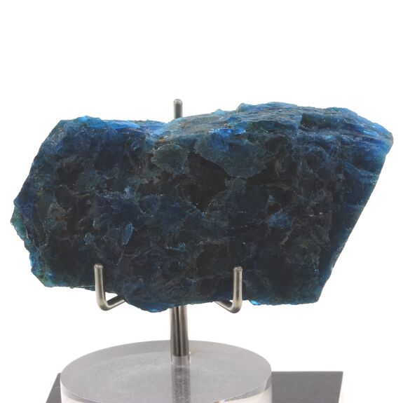 Apatite bleu. 349.0 ct.