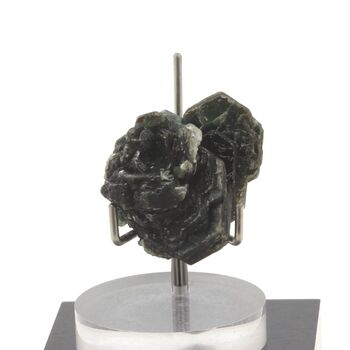 Clinochlore. 74.0 ct.