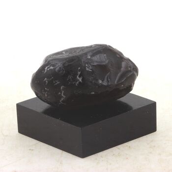Obsidienne Larme d'Apache. 71.5 ct.